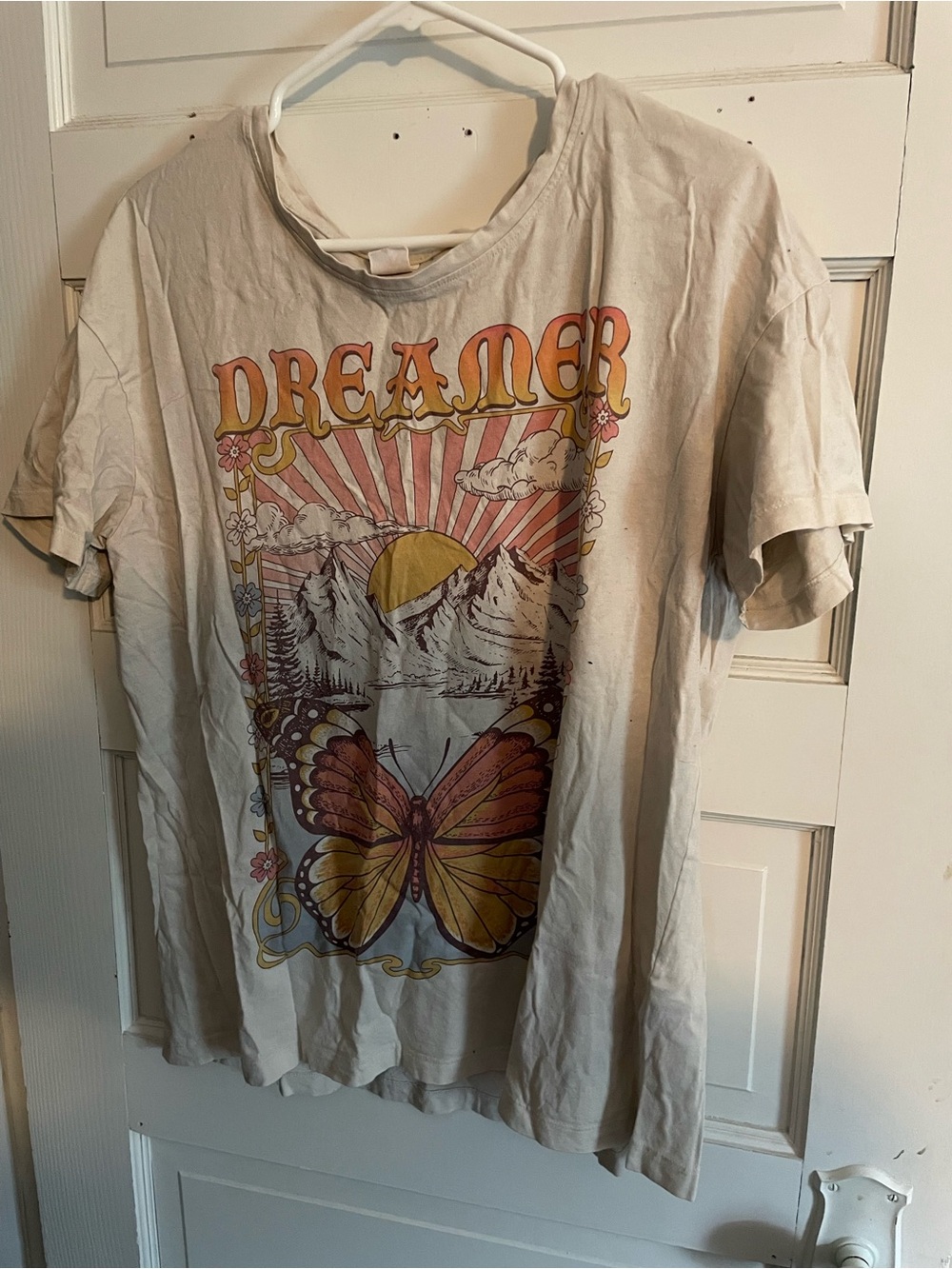Dreamer Graphic Tee in Cream with Yellow & Pink Artwork